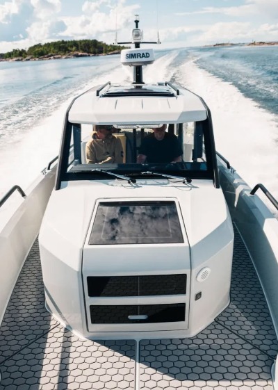 Featured boats, XO DFNDR 9