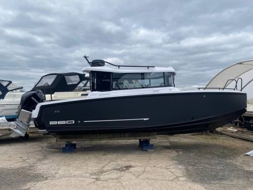 XO BOATS Explorer 260